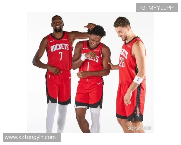 尼克斯队球员积极备战季前赛，焕发新赛季雄心壮志